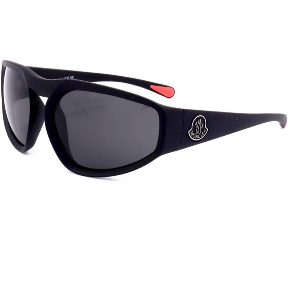 Authentic Moncler Sporty Sunglasses with original cloth and case